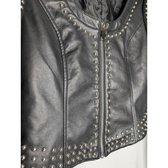 Azalea Wang Black Baddie Silver Studded Cropped Moto Boho Faux Leather Jacket M - Picture 4 of 9